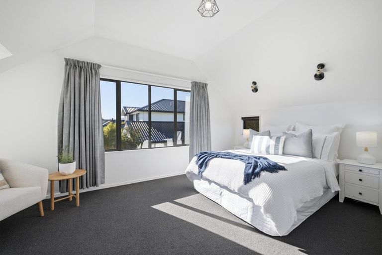 Photo of property in 2 Chilcombe Street, Ilam, Christchurch, 8041