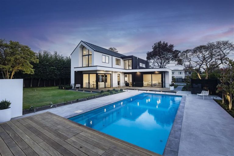 Photo of property in 95 Mays Road, St Albans, Christchurch, 8052