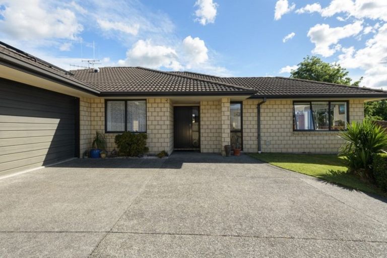 Photo of property in 45 Village Park Drive, Welcome Bay, Tauranga, 3112