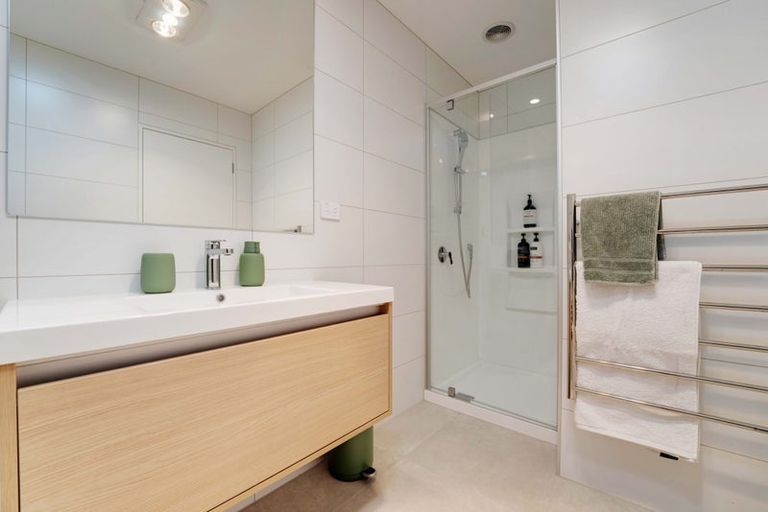 Photo of property in 6 George Cole Lane, Takanini, 2112