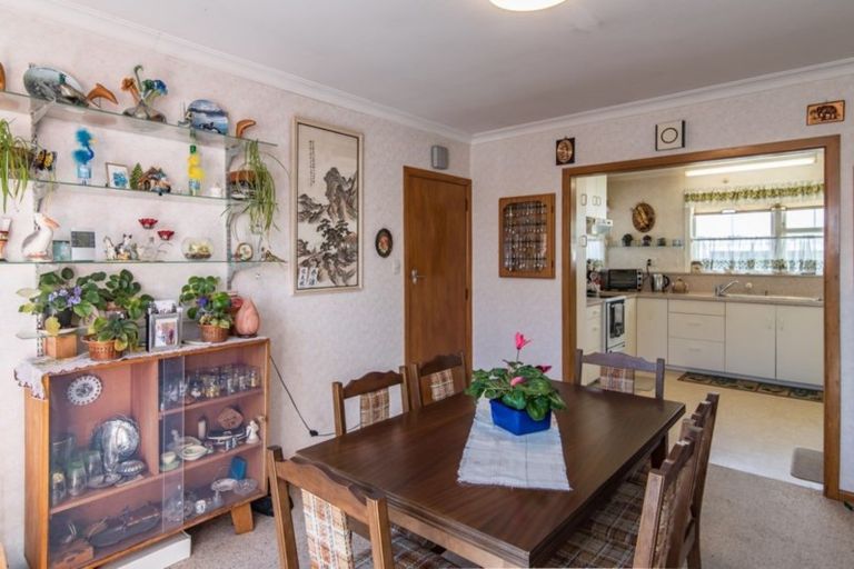 Photo of property in 180 Matai Road, Raumati Beach, Paraparaumu, 5032