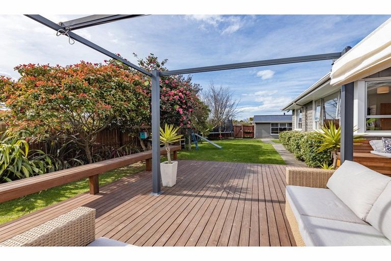 Photo of property in 2 Lomond Place, Woolston, Christchurch, 8062