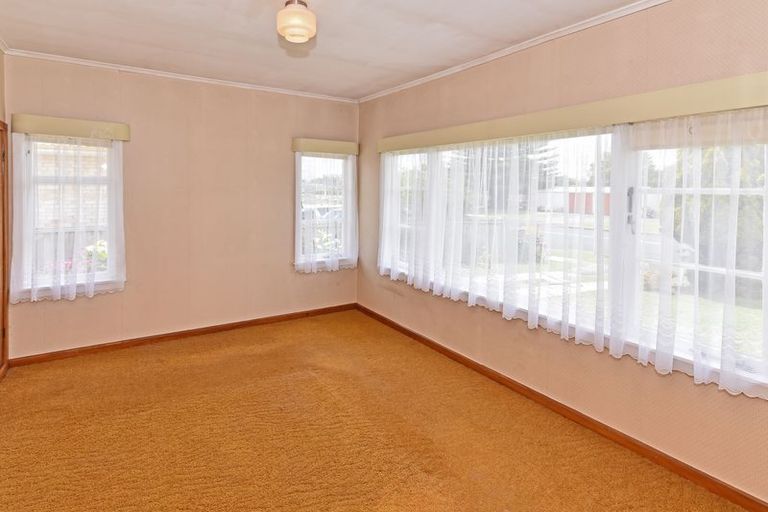 Photo of property in 15b Seymour Avenue, Papatoetoe, Auckland, 2025
