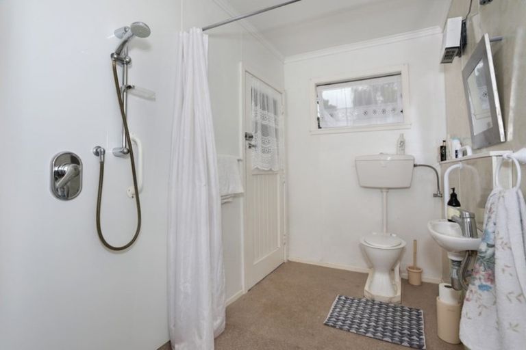 Photo of property in 6 Lower Beaven Street, Marton, 4710