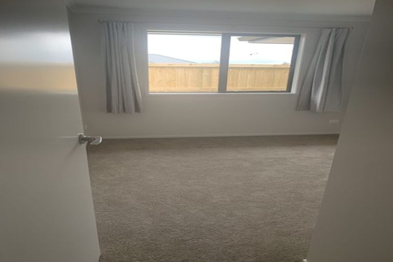 Photo of property in 39 Hanlow Place, Pyes Pa, Tauranga, 3112