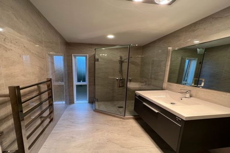 Photo of property in 311 Beach Haven Road, Birkdale, Auckland, 0626