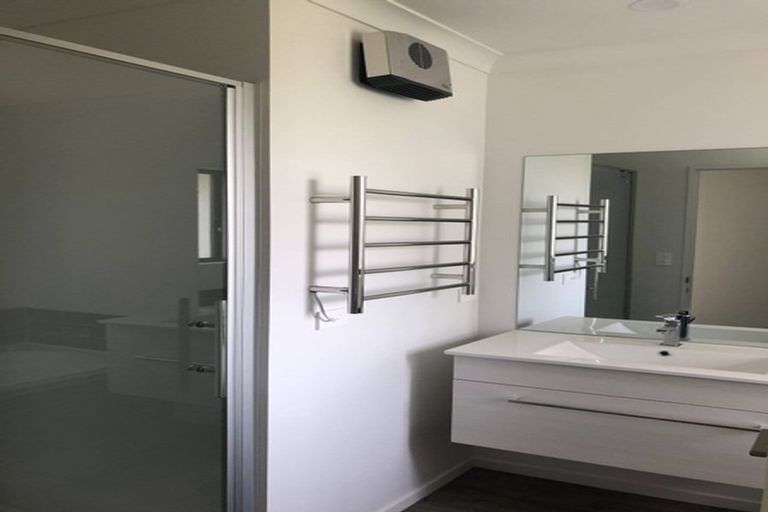 Photo of property in 42 Kemble Drive, Rolleston, 7615