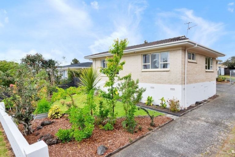 Photo of property in 1/14 Taonui Street, Rosehill, Papakura, 2113