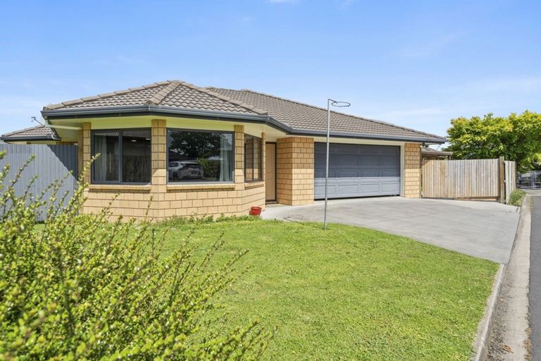 Photo of property in 22a Madison Street, Cambridge, 3434