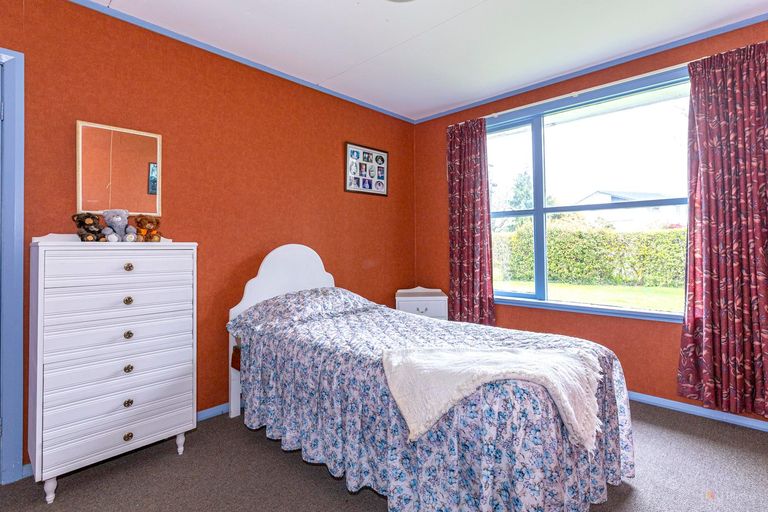 Photo of property in 28 Augustine Street, Waimate, 7924