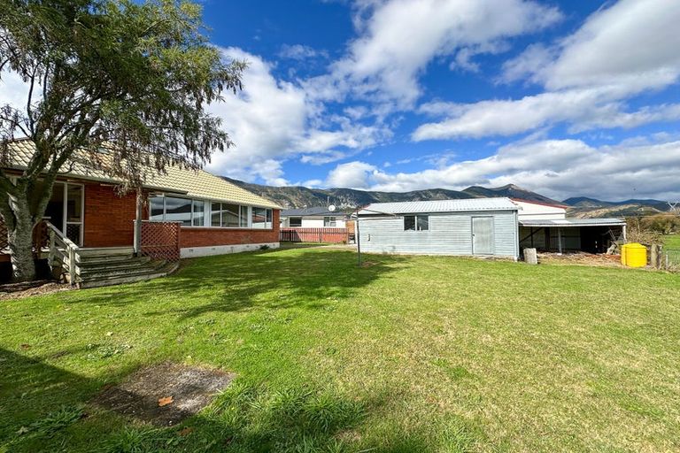 Photo of property in 6 Harwood Place, Upper Takaka, Takaka, 7183