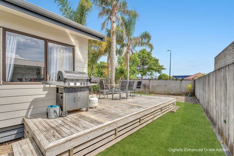 Photo of property in 14 Cholmondeley Crescent, Whitianga, 3510