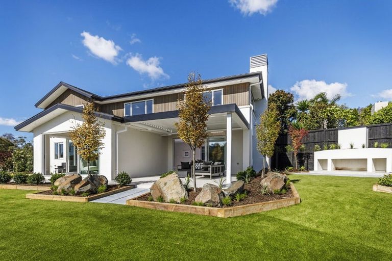 Photo of property in 11 Henry Blyth Lane, Greenhithe, Auckland, 0632