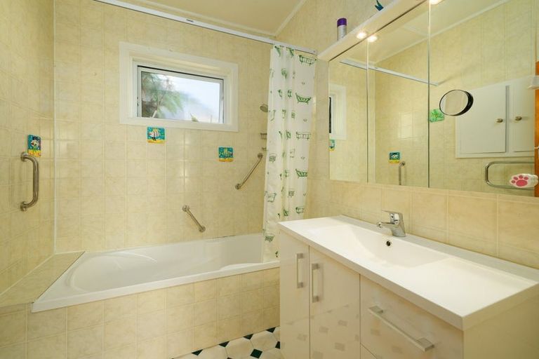 Photo of property in 218 Esplanade, Kaikoura, 7300