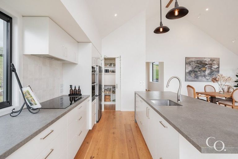 Photo of property in 42 Te Auhi Way, Welcome Bay, Tauranga, 3112