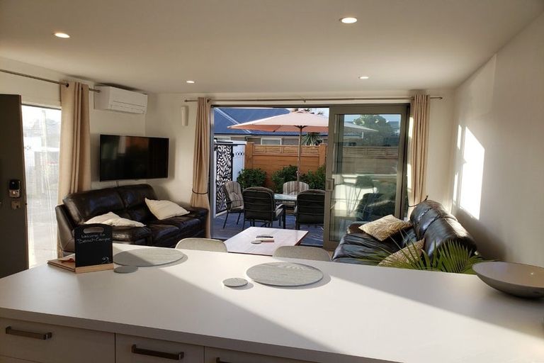 Photo of property in 361 Marine Parade, New Brighton, Christchurch, 8061