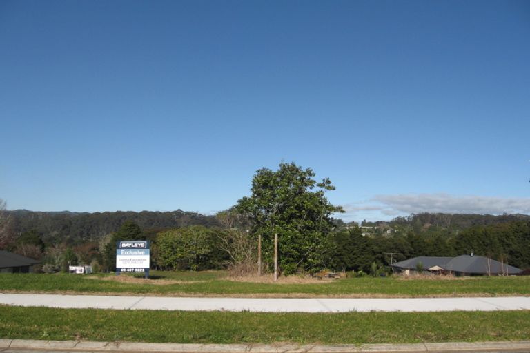 Photo of property in 15 Edkins Road, Kerikeri, 0230