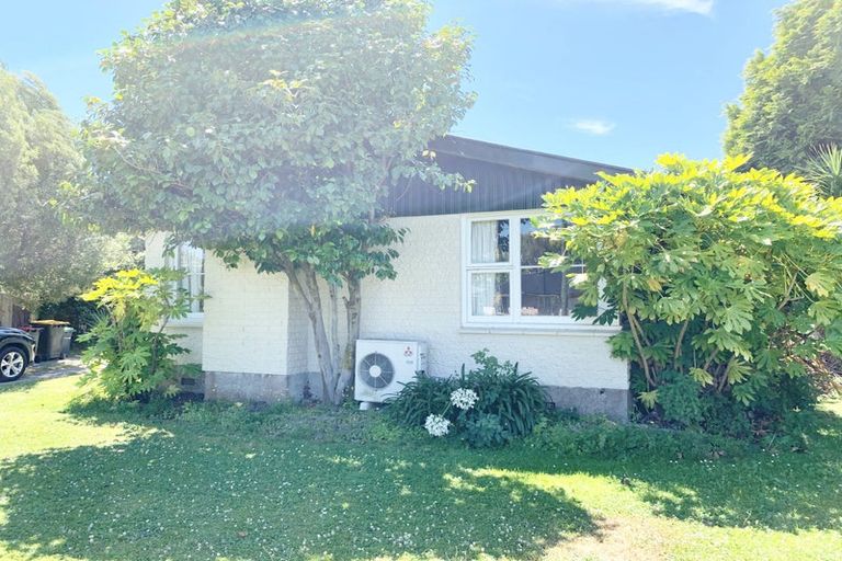 Photo of property in 12 Delph Street, Avonhead, Christchurch, 8042