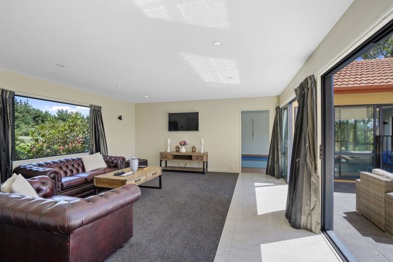 Photo of property in 2817 West Coast Road, Kirwee, Darfield, 7571