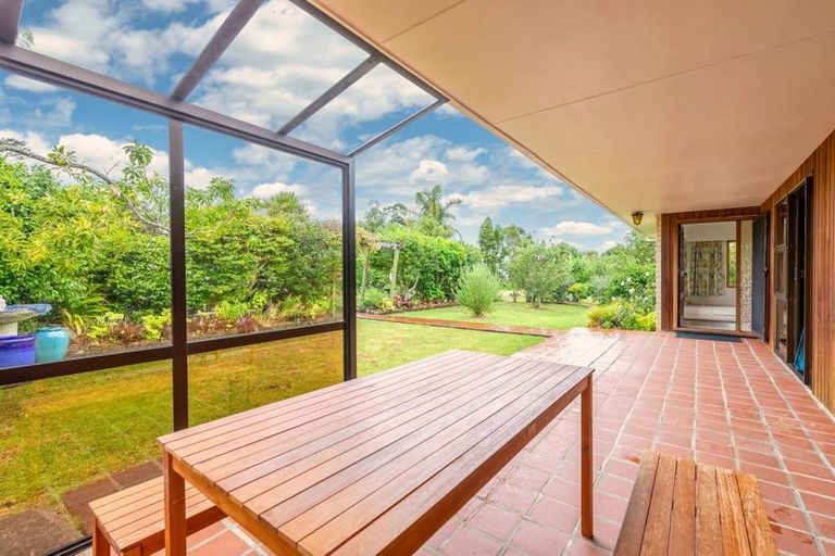 Photo of property in 232a Old Titirangi Road, Titirangi, Auckland, 0604