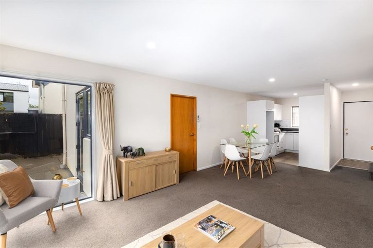 Photo of property in 2/526 Madras Street, St Albans, Christchurch, 8014