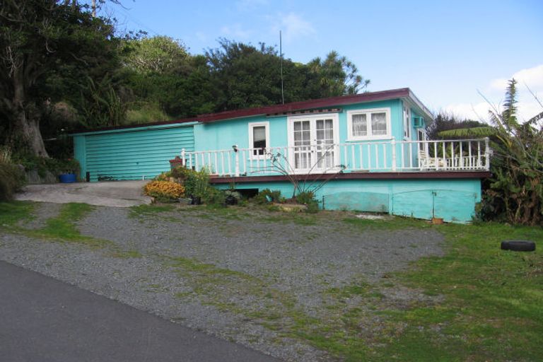 Photo of property in 130 Reotahi Road, Whangarei Heads, 0174