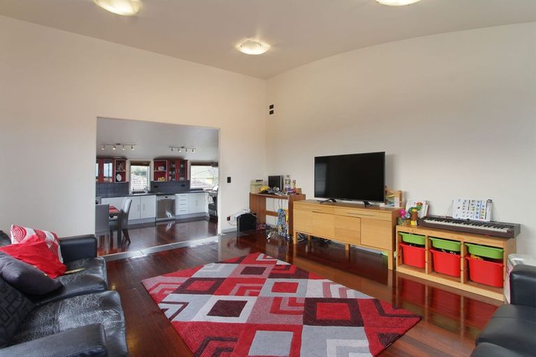 Photo of property in 6 Lamia Place, The Gardens, Auckland, 2105