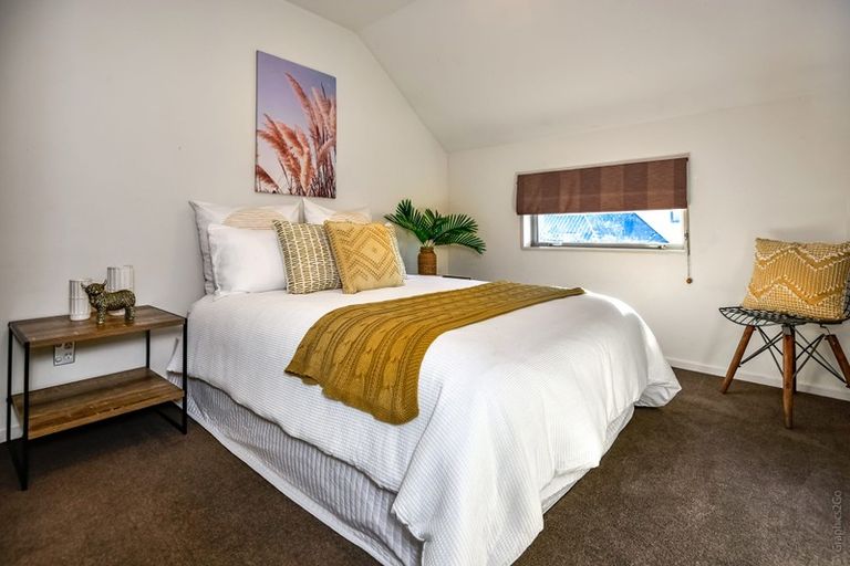 Photo of property in 90c Mandeville Street, Riccarton, Christchurch, 8011