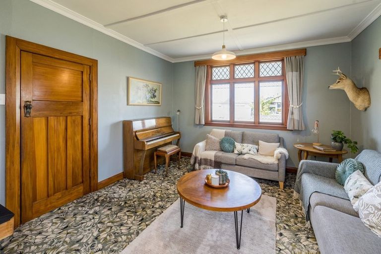 Photo of property in 2 Shamrock Street, Levin, 5510