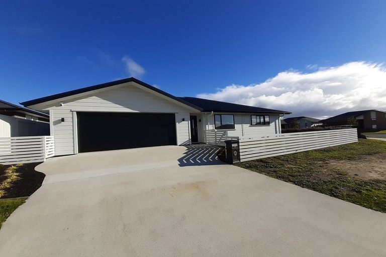 Photo of property in 14 Harding Drive, Papamoa Beach, Papamoa, 3118