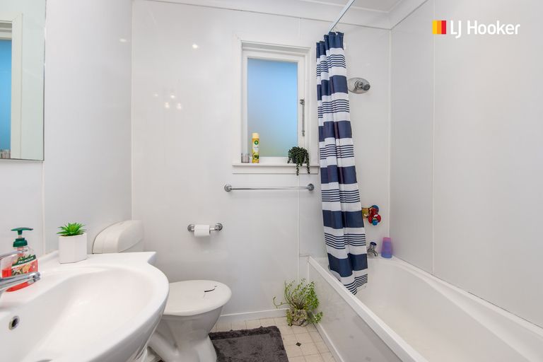 Photo of property in 12 Montrose Street, Mosgiel, 9024