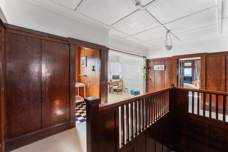 Photo of property in 68 Whiteley Street, Moturoa, New Plymouth, 4310