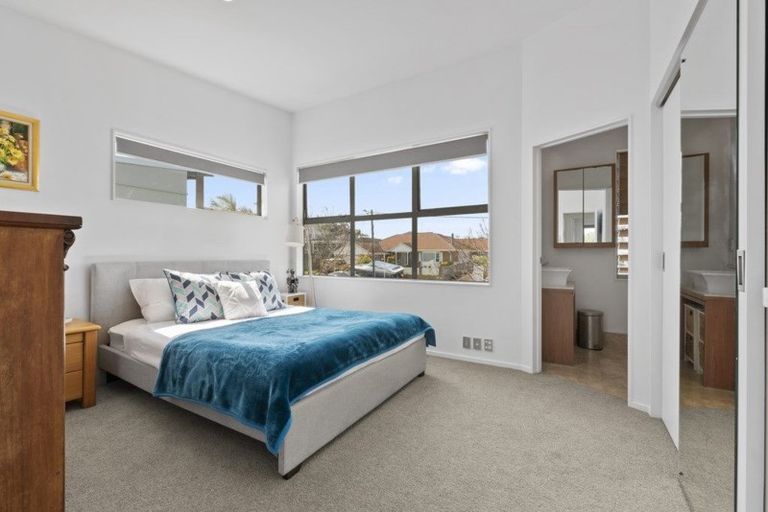 Photo of property in Habitat Apartments, 5/31 Byron Avenue, Takapuna, Auckland, 0622