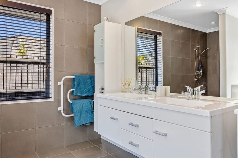 Photo of property in 7 John Campbell Crescent, Hillmorton, Christchurch, 8024