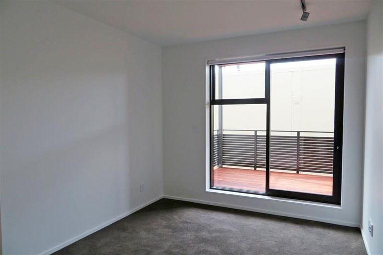 Photo of property in The Firemans Apartments, 207/321 Jackson Street, Petone, Lower Hutt, 5012