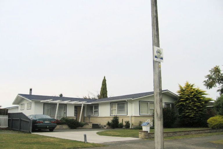 Photo of property in 42 Holyrood Street, Taradale, Napier, 4112