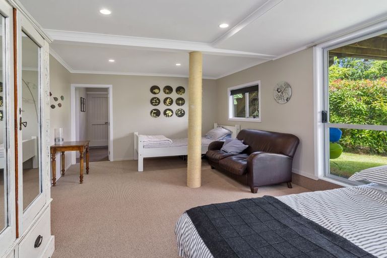 Photo of property in 15 Kenrigg Road East, Kinloch, Taupo, 3377