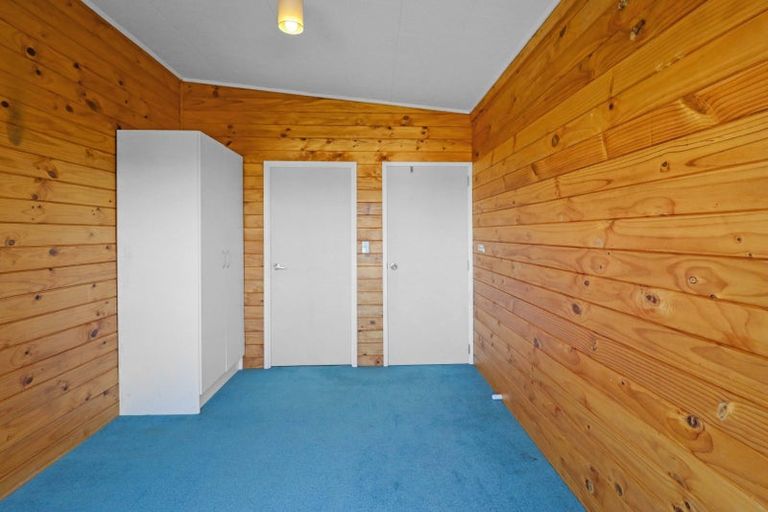 Photo of property in 281 Dowse Drive, Maungaraki, Lower Hutt, 5010