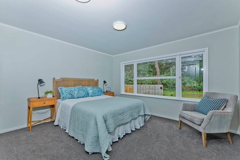 Photo of property in 51 Cambridge Road, Riverhead, 0820