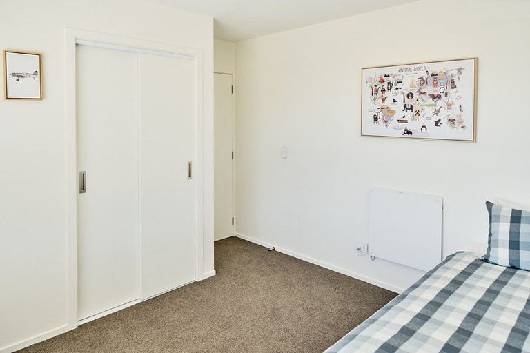 Photo of property in 10 Topsail Way, Whitby, Porirua, 5024