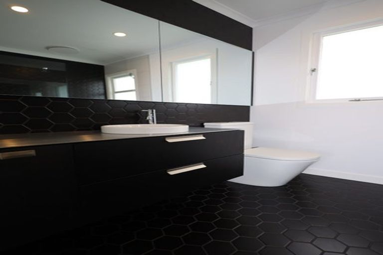 Photo of property in 29a Otumoetai Road, Judea, Tauranga, 3110