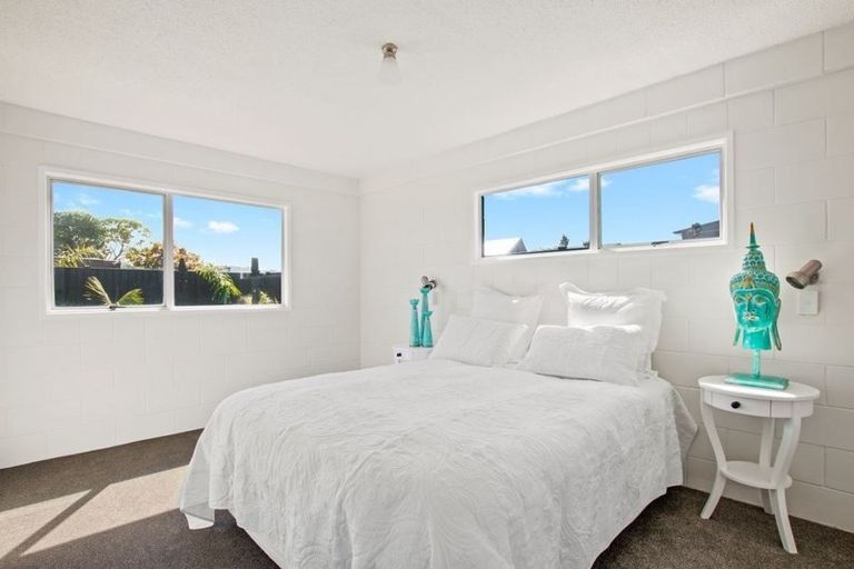 Photo of property in 98 Seaforth Road, Waihi Beach, 3611