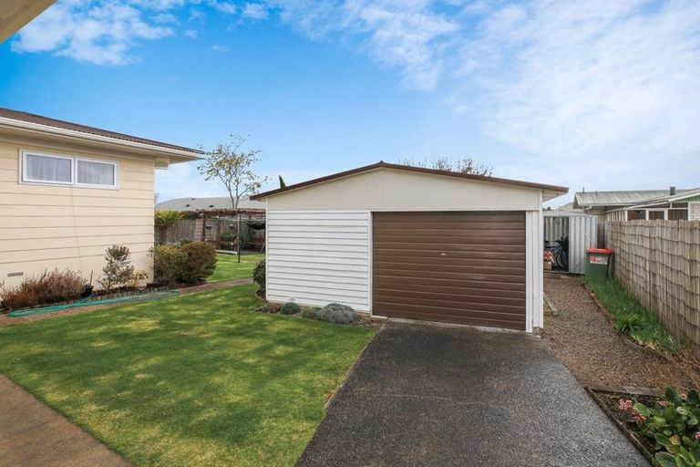 Photo of property in 32 Macmurdo Avenue, Glenview, Hamilton, 3206