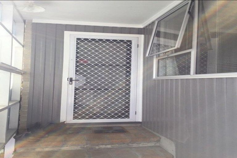 Photo of property in 1/18 Crail Avenue, Flaxmere, Hastings, 4120