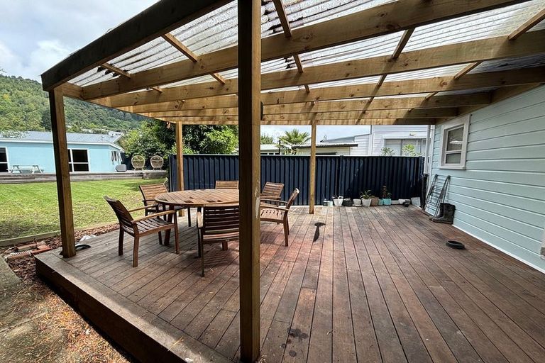 Photo of property in 7 Waimea Road, Nelson South, Nelson, 7010