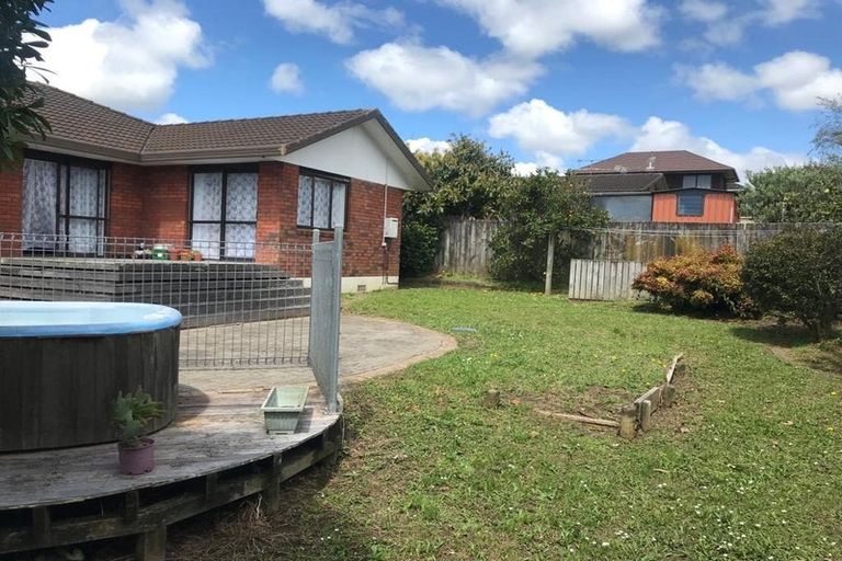 Photo of property in 129 Whitford Road, Somerville, Auckland, 2014