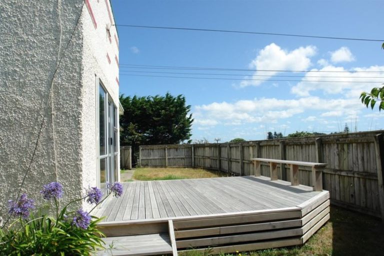 Photo of property in 21 Middlesex Street, Patea, 4520