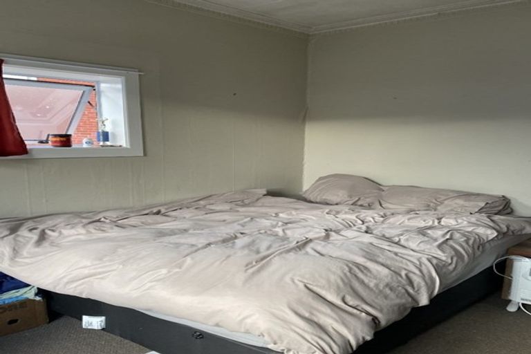 Photo of property in 8 Howe Street, North Dunedin, Dunedin, 9016