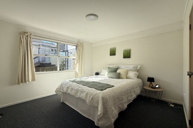 Photo of property in 1/14 Aotea Road, Glen Eden, Auckland, 0602