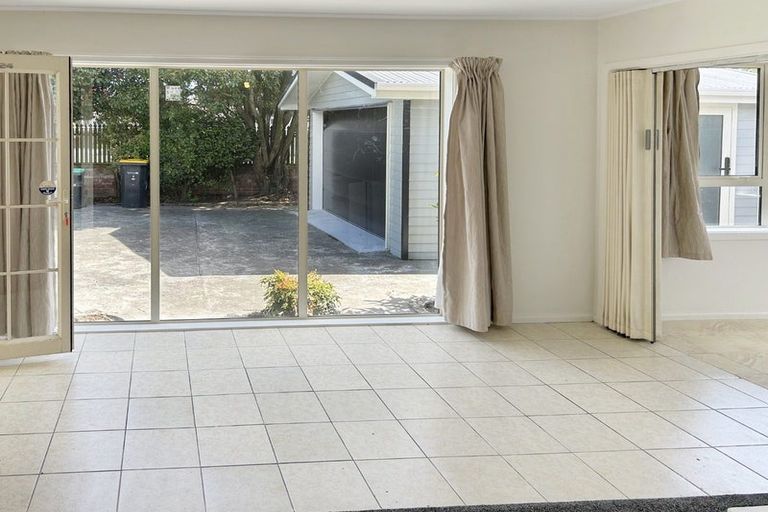 Photo of property in 24 Suva Street, Upper Riccarton, Christchurch, 8041